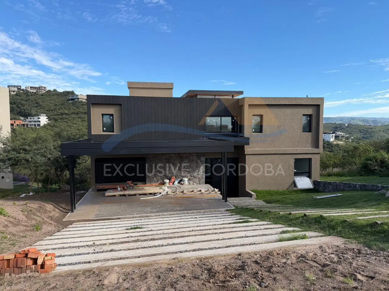 CASA EN VENTA A ESTRENAR COUNTRY LA DESEADA 3