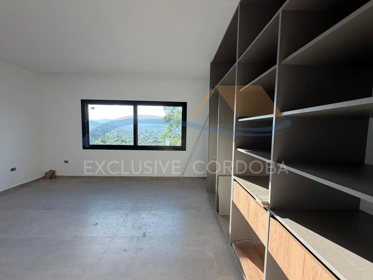 LA CUESTA VILLA RESIDENCIAL CASA EN VENTA 5