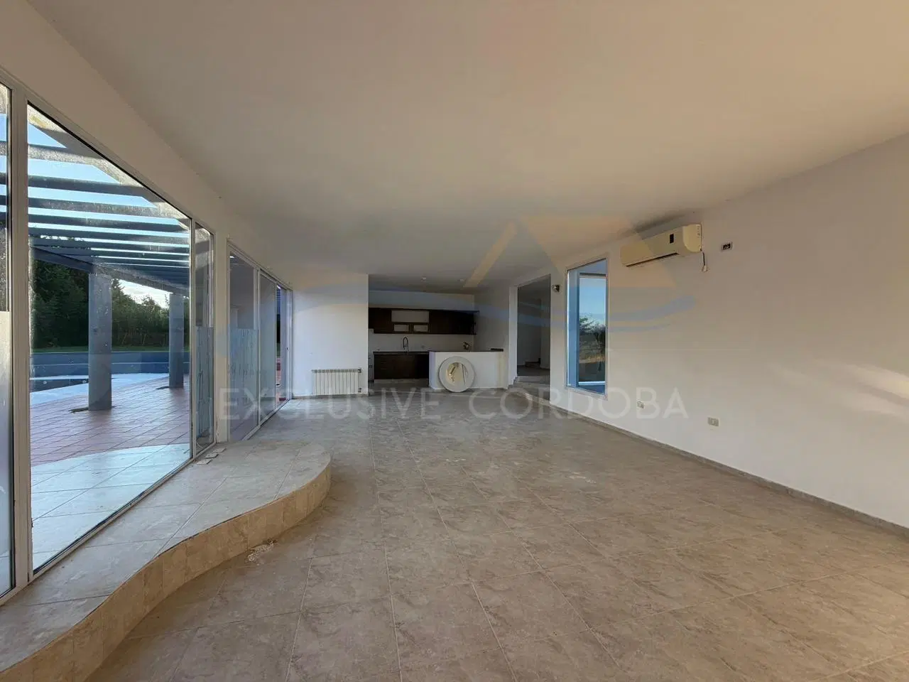 CASA EN VENTA COUNTRY CAUSANA 4