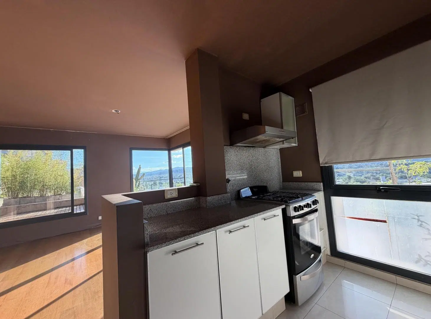 DEPARTAMENTO TRES DORMITORIOS CON COCHERA Y AMENITIES 5