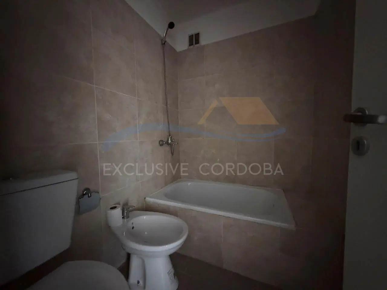 DEPARTAMENTO EN VENTA - ALTO ALBERDI - 1 DORMITORIO 8