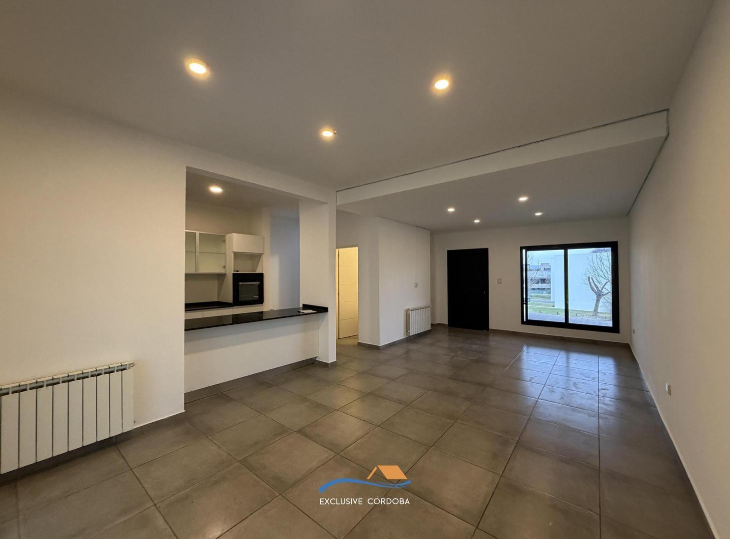 DUPLEX EN ALQUILER - LA CUESTA- TRES DORMITORIOS