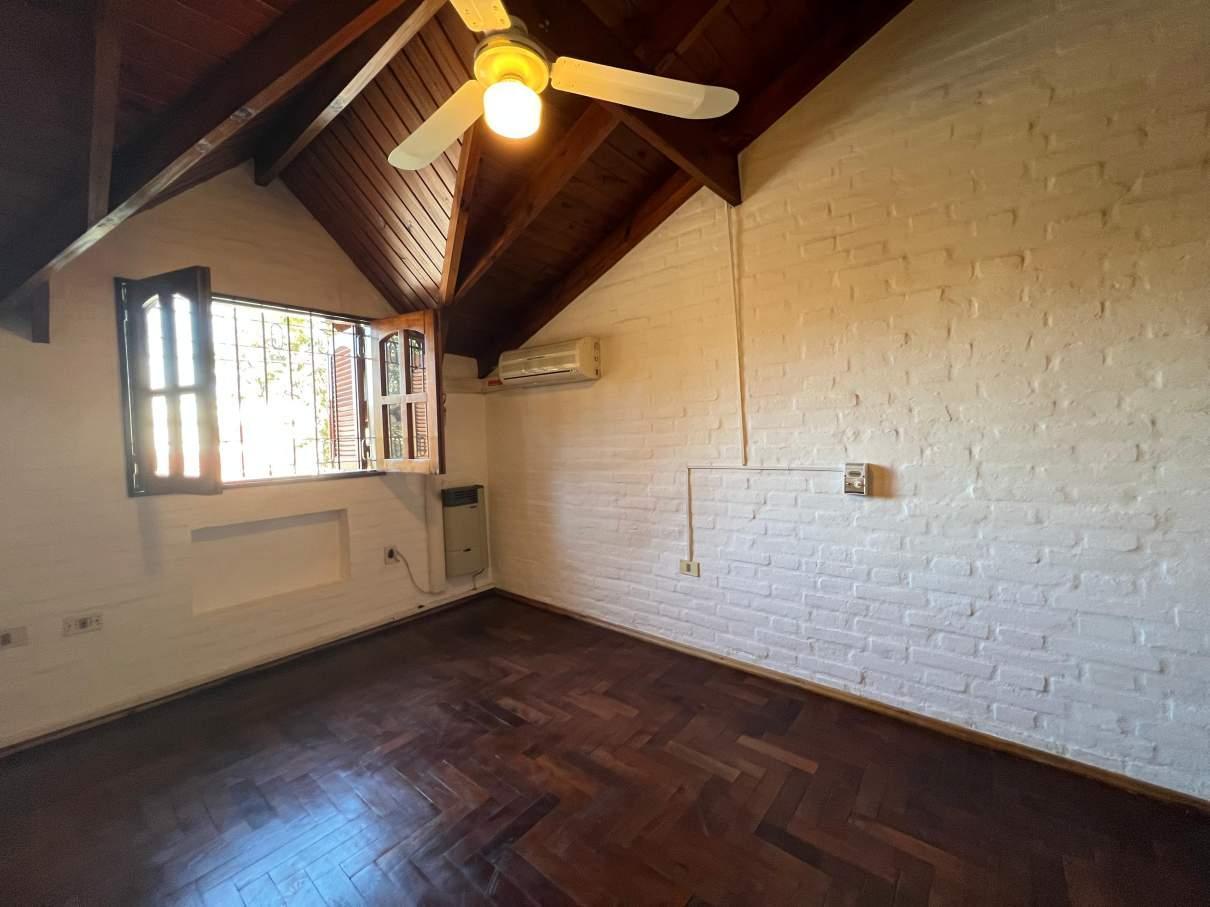 Foto de CASA EN ALQUILER BARRIO URCA, imagen 2