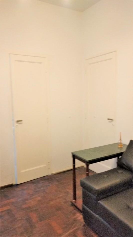 Departamento de 2 Ambientes en 1° Piso Frente a Plaza Retasado! 4