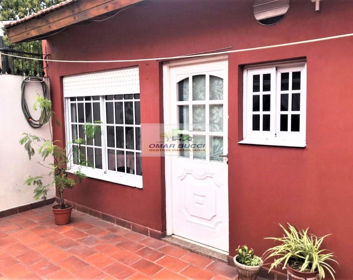 Casa en Venta Son Dos Ufs Juntas en Isidro Casanova Retasada 4