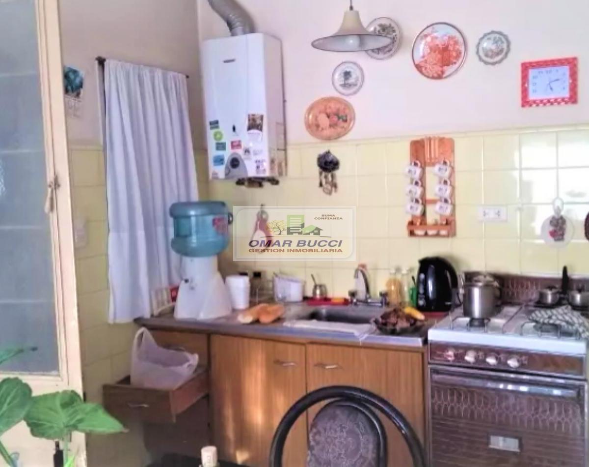 Casa 3 o 4 AMB, LOTE PROPIO ESCUCHA OFERTA! Villa Luzuriaga