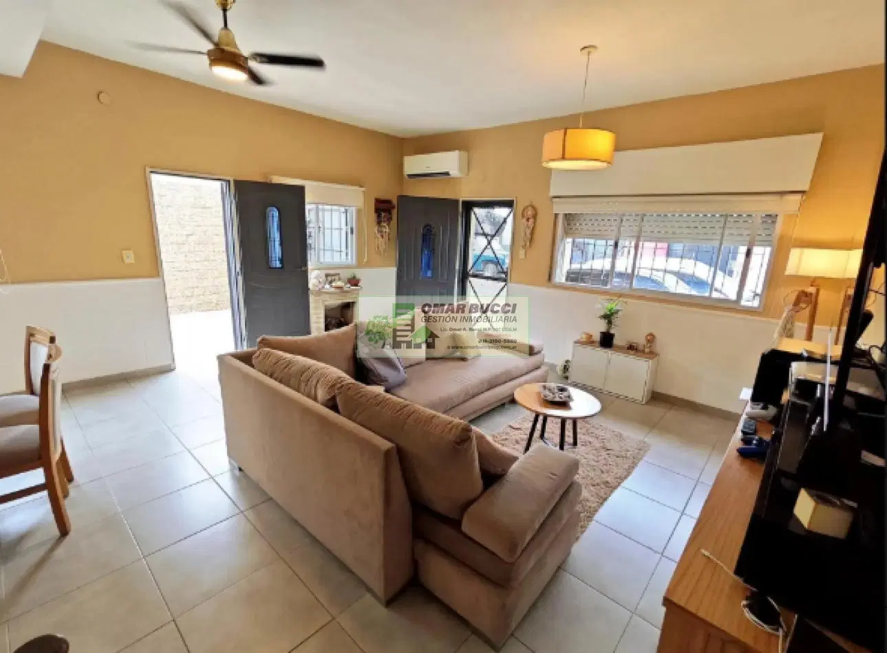 CASA EN VENTA EN PH DE 10 M DE FRENTE CON COCHERA PARA 3 AUTOS ACEPTA PERMUTA 3