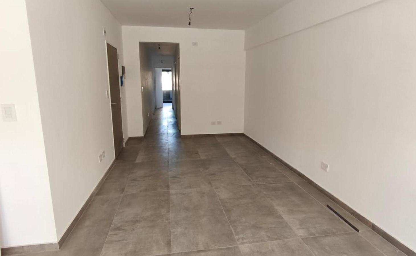 VENTA SEMIPISO 3 AMBIENTES A ESTRENAR DOBLE BALCON
