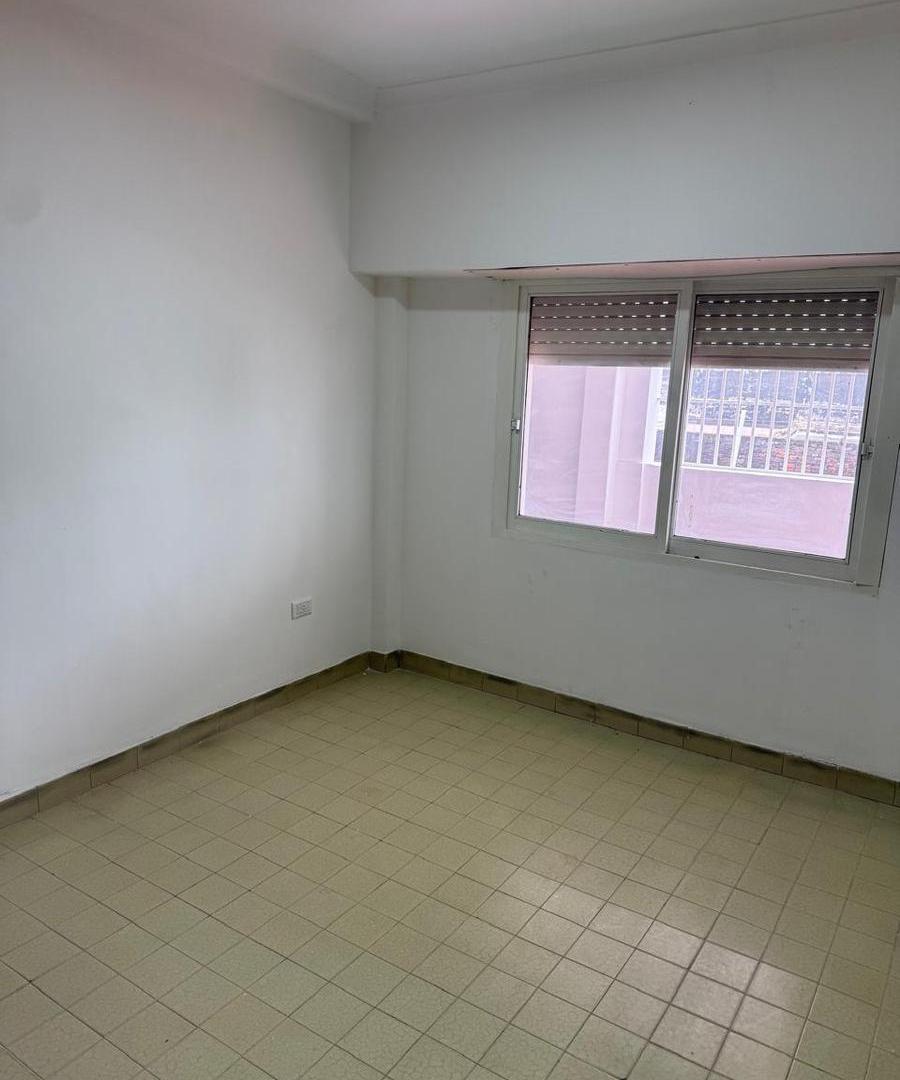 Foto de Departamento en Venta 3 dormitorios 97m2 con Cochera Av Maipu 1300, imagen 1