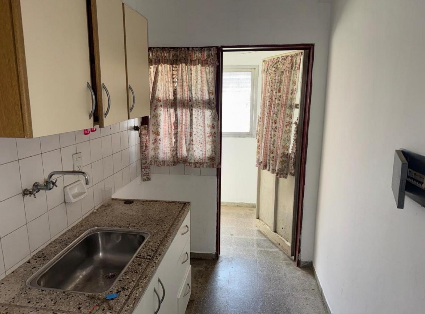 Foto de Departamento Planta Baja en Barrio San Geronimo, imagen 4