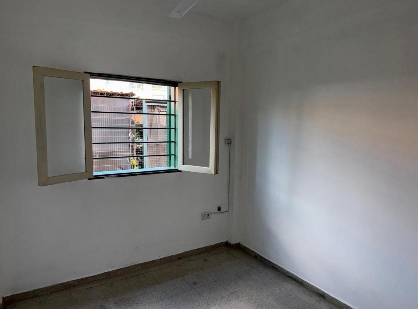 Foto de Departamento Planta Baja en Barrio San Geronimo, imagen 3