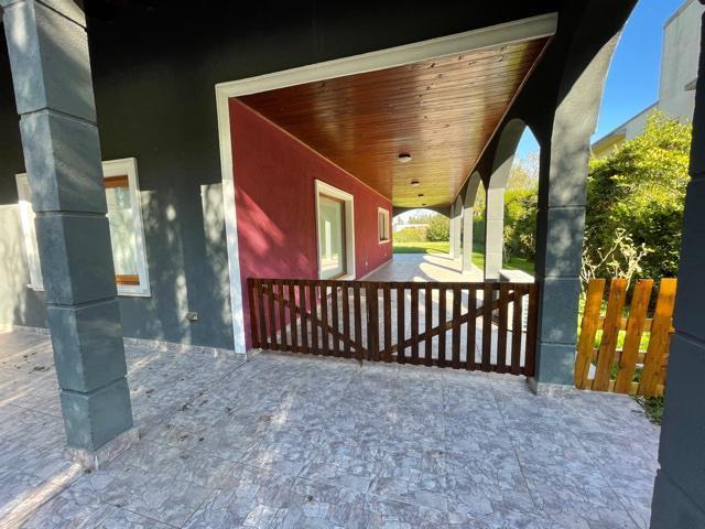 Casa 7 ambientes Canning San Vicente