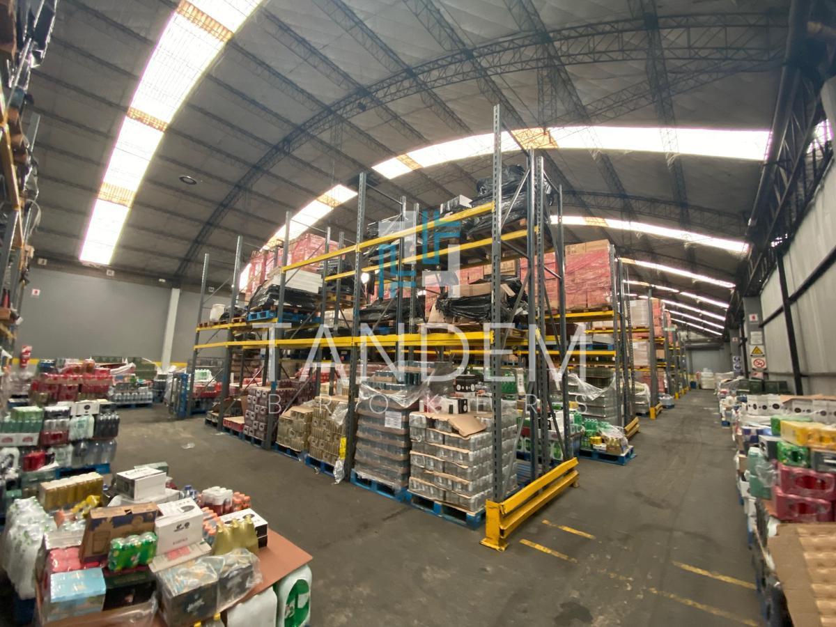 Galpón de 1860 m² Cubiertos en Predio Cerrado en Zona Industrial Garín a m de Panamericana 3