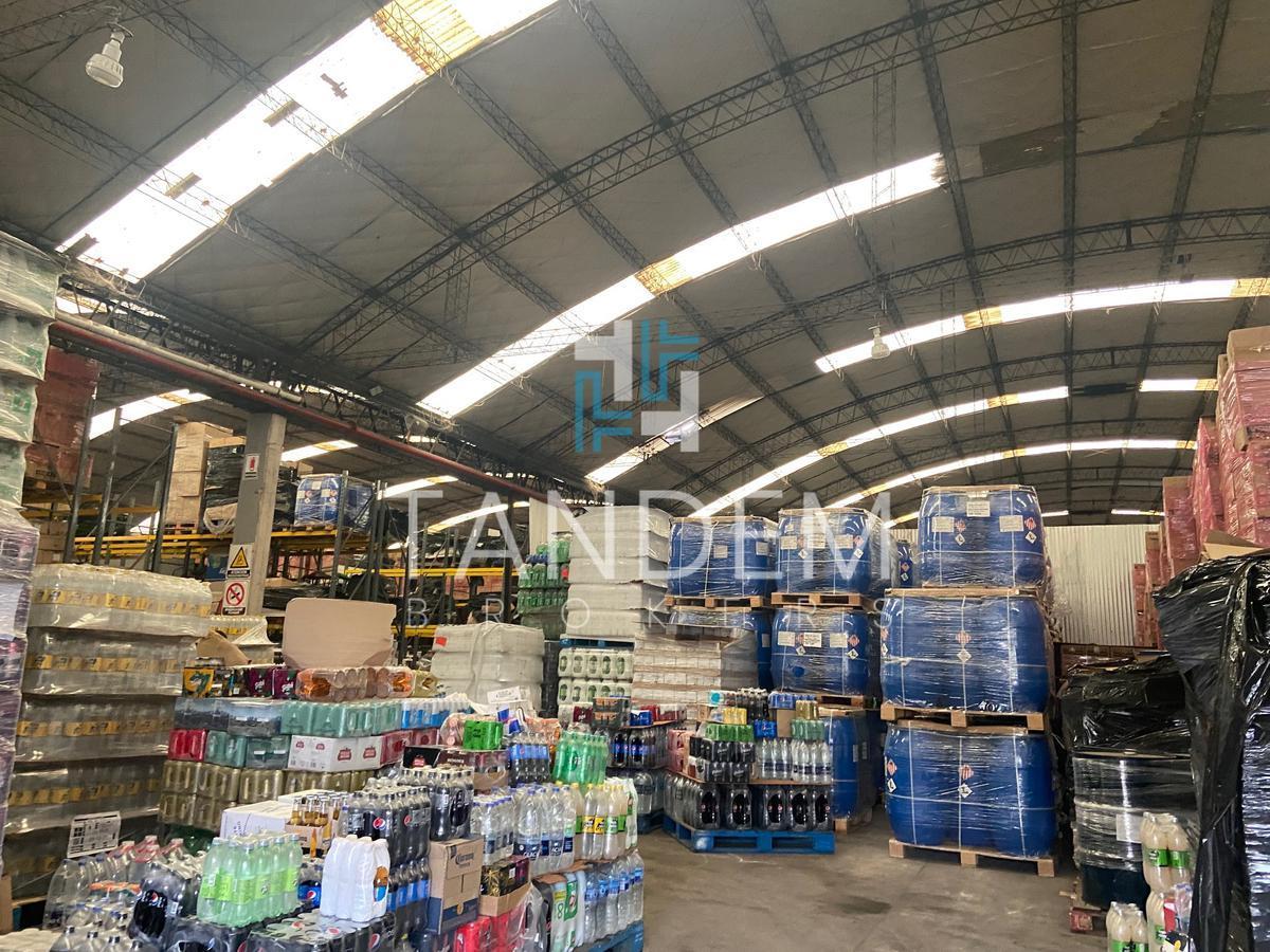Galpón de 1860 m² Cubiertos en Predio Cerrado en Zona Industrial Garín a m de Panamericana 1