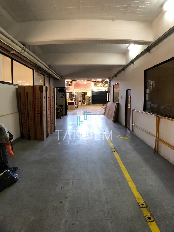 Excelentes Oficinas con Deposito - 30 m de Frente Sobre Mitre a m de Panamericana 1