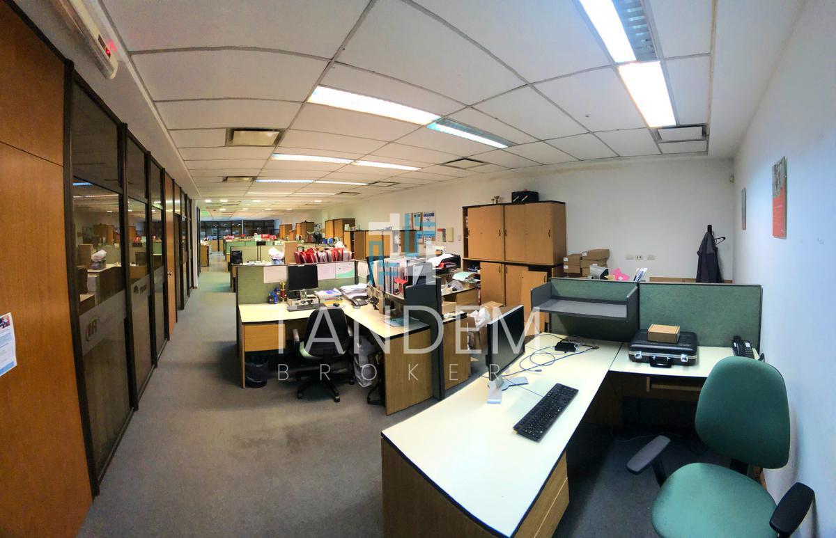 Excelentes Oficinas con Deposito - 30 m de Frente Sobre Mitre a m de Panamericana 2