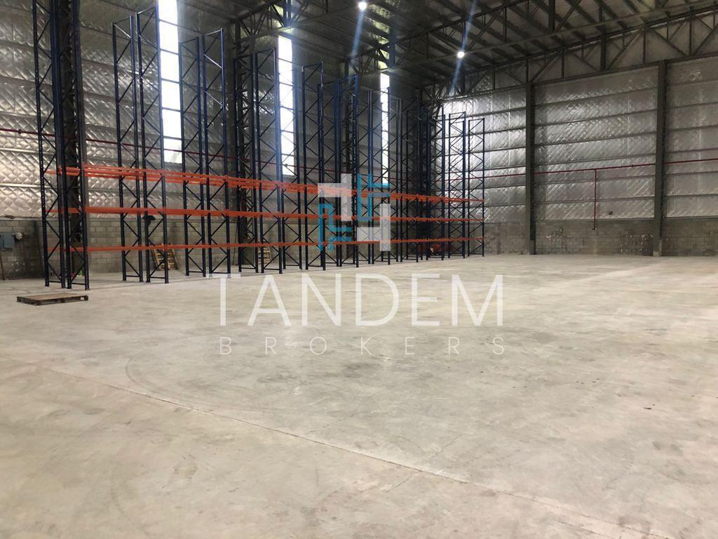 Oportunidad Venta Excelente Galpón a m del Ramal Escobar 3
