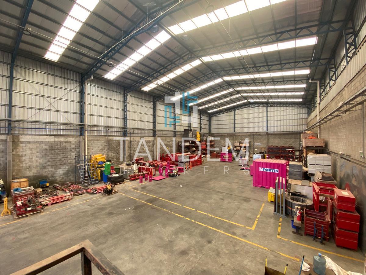 Alquiler Galpón 1000 m² Garin 4