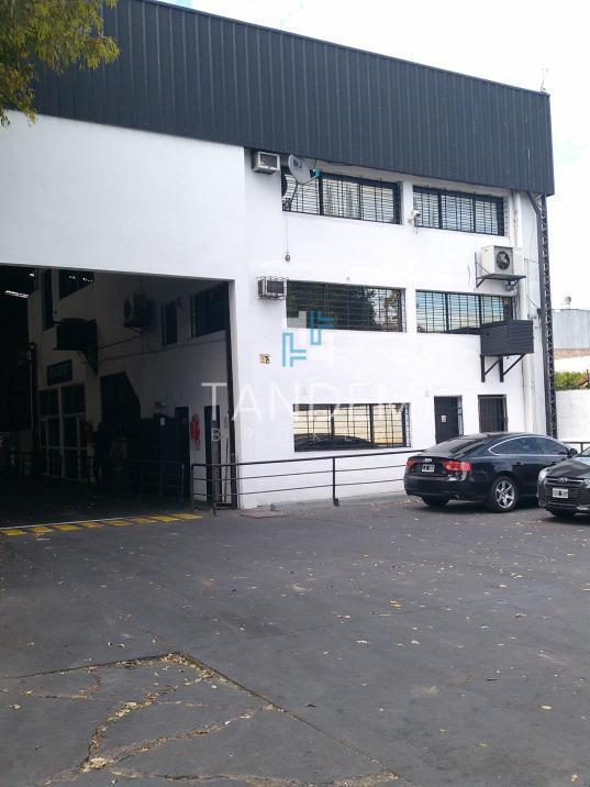 Excelente Galpon Zona Industrial a m de Panamericana y Av Belgrano 1