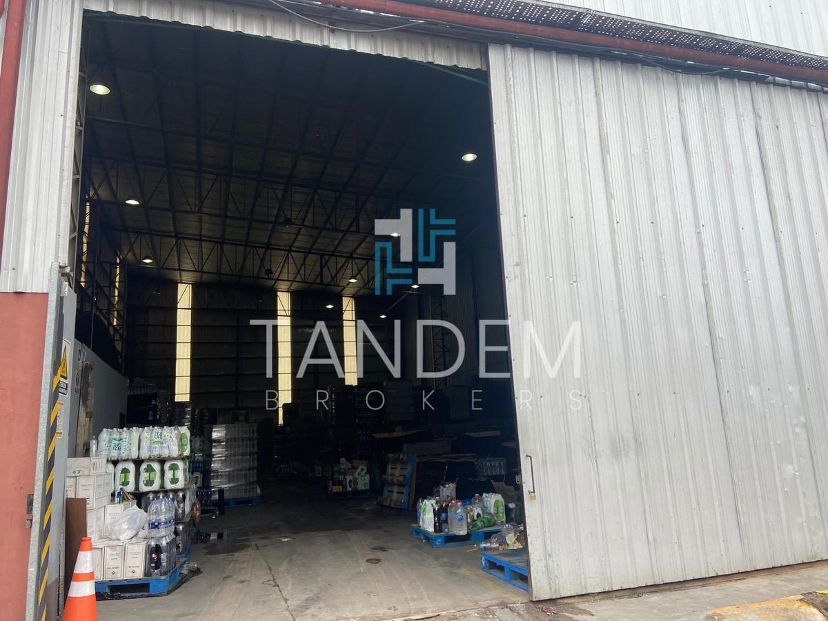 Galpón de 800 m² Cubiertos en Predio Cerrado en Zona Ind. Garín a m de Panamericana 3