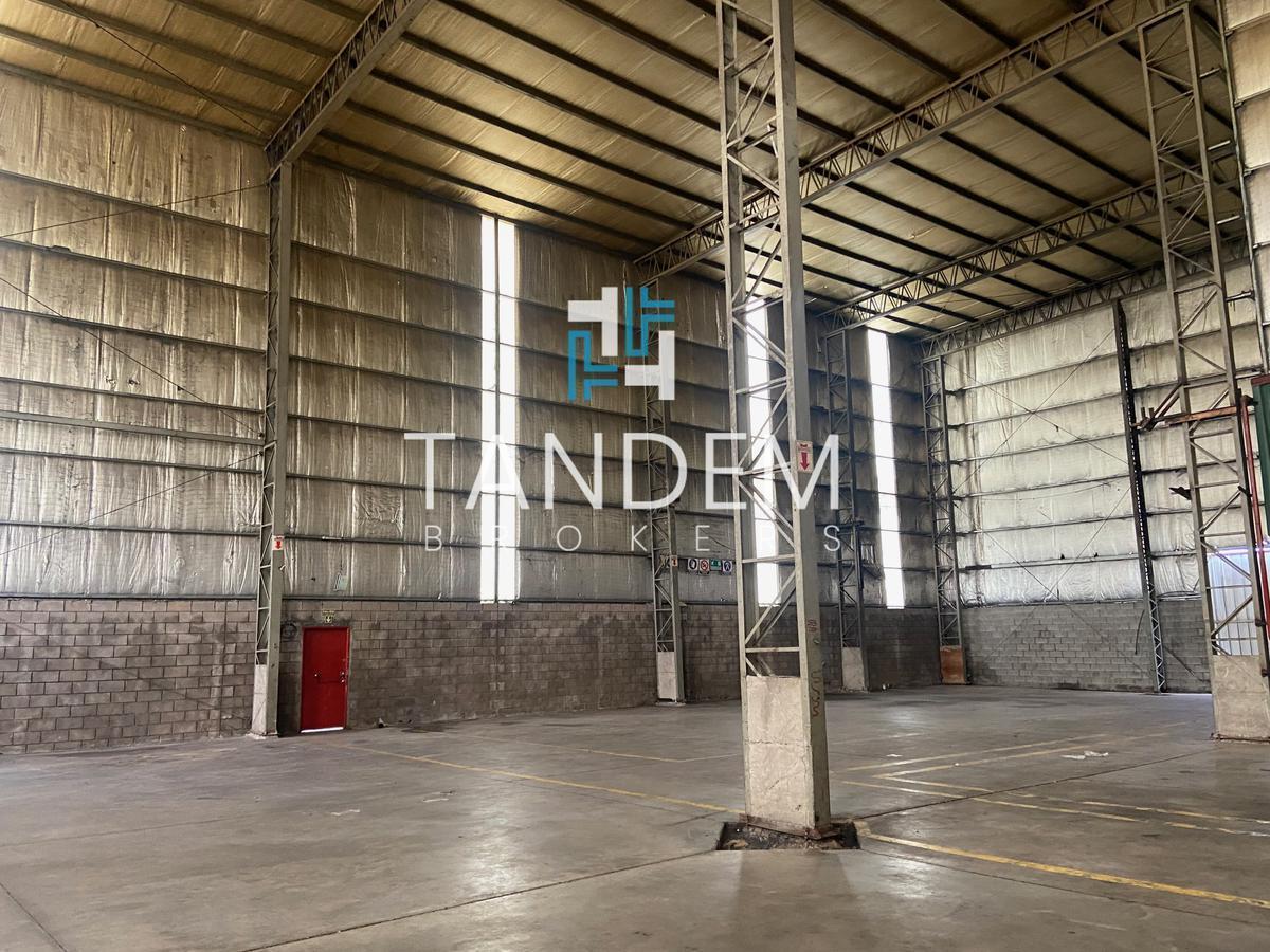 Galpón 1700 m² Cubiertos en Predio Cerrado en Zona Ind. Garín a m de Panamericana 1
