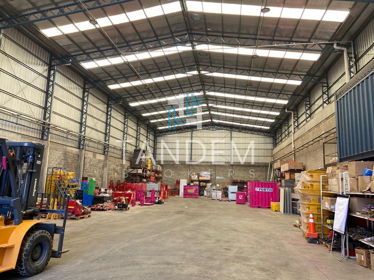 Alquiler Deposito 700 m² Planta Libre Garin 3