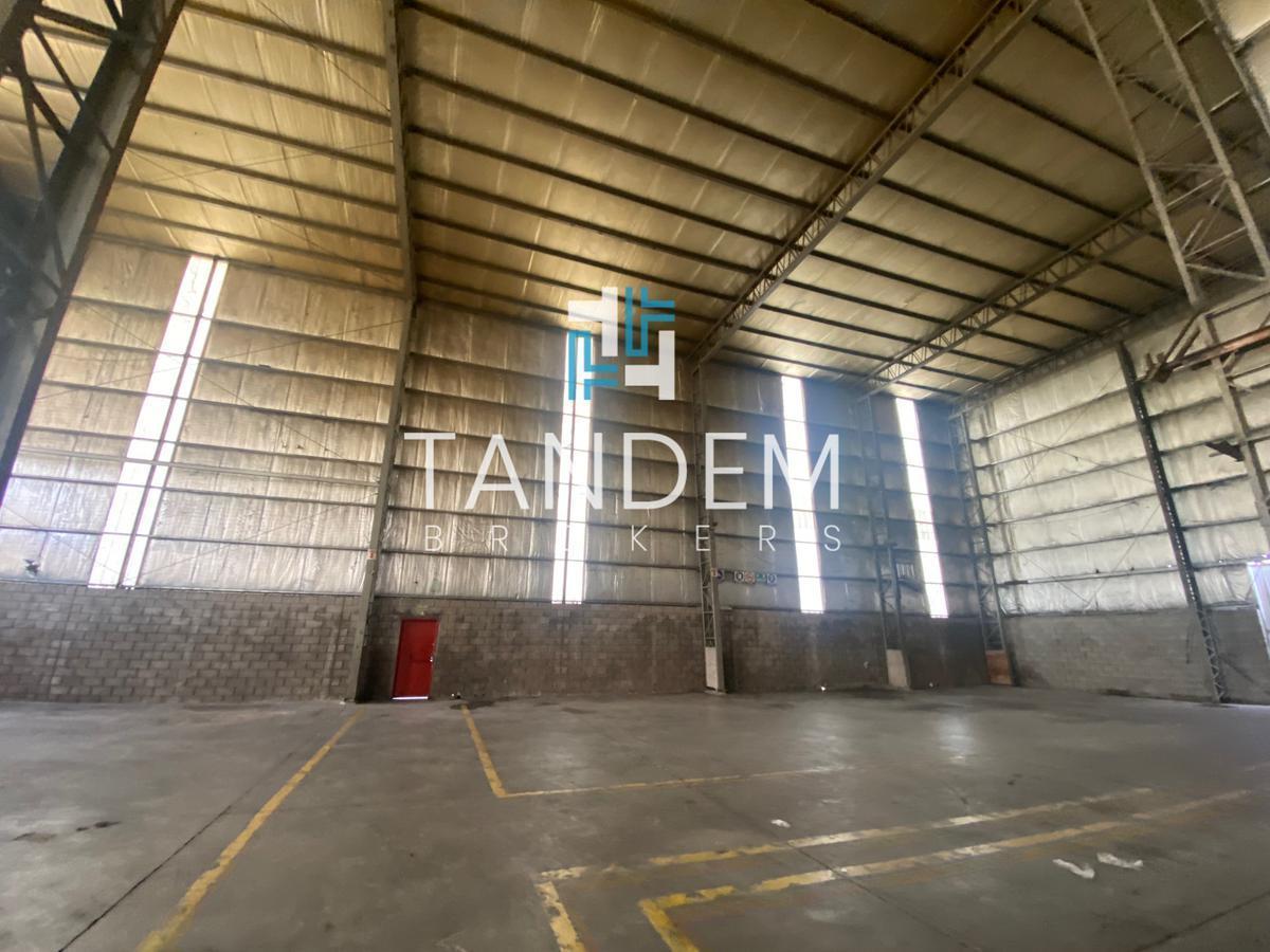 Galpón de 1100 m² Cubiertos en Predio Cerrado en Zona Ind. Garín a m de Panamericana 2