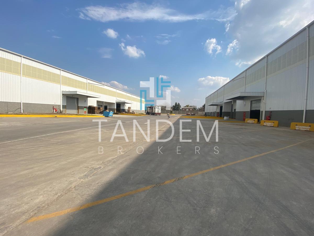 Nave Industrial en Predio Cerrado con Seguridad 24hs Próxima a Panamericana en Garín 4