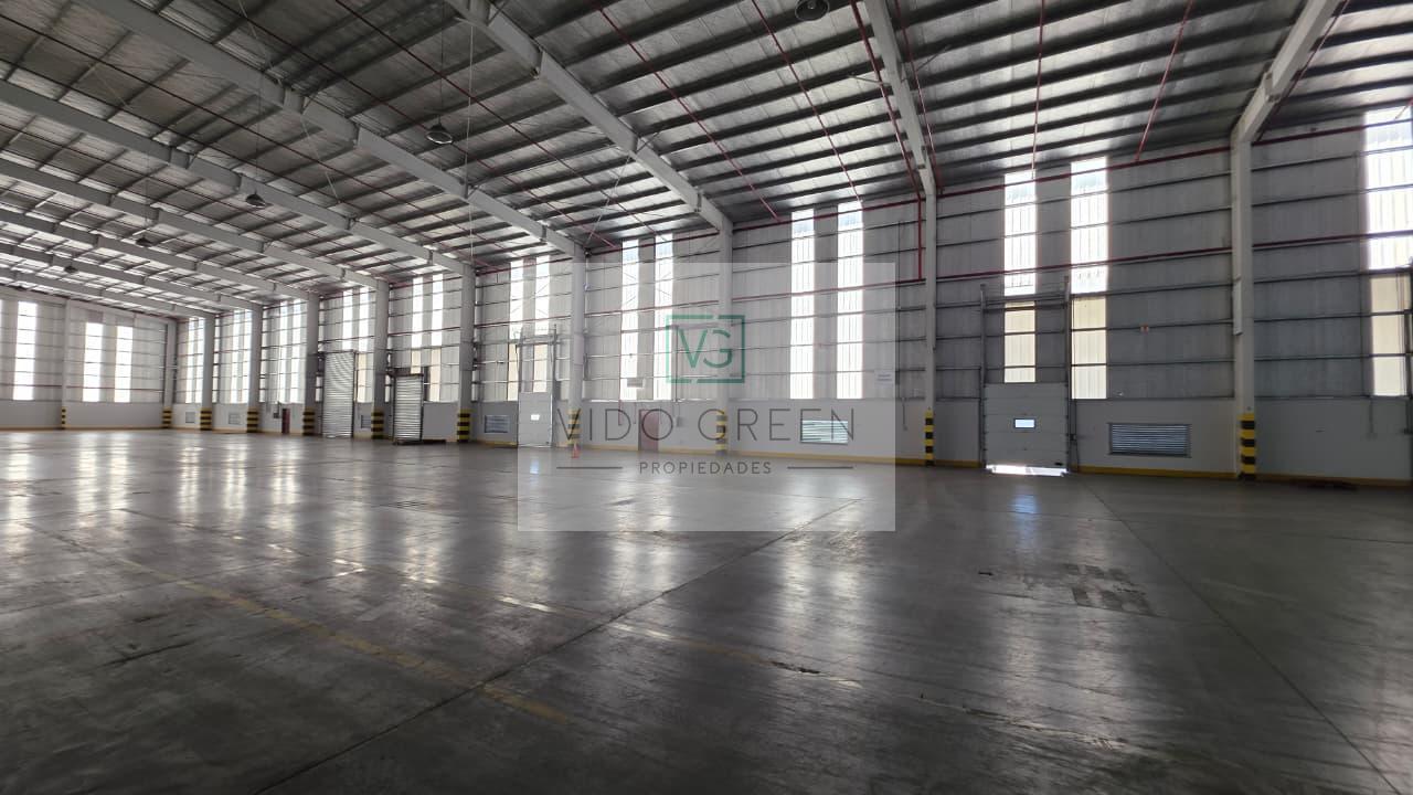 Foto de Nave logistica AAA en predio con seguridad, imagen 2
