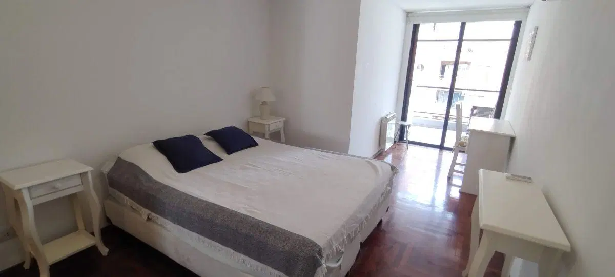 Gran departamento un dormitorio - Sanatorio Allende 4