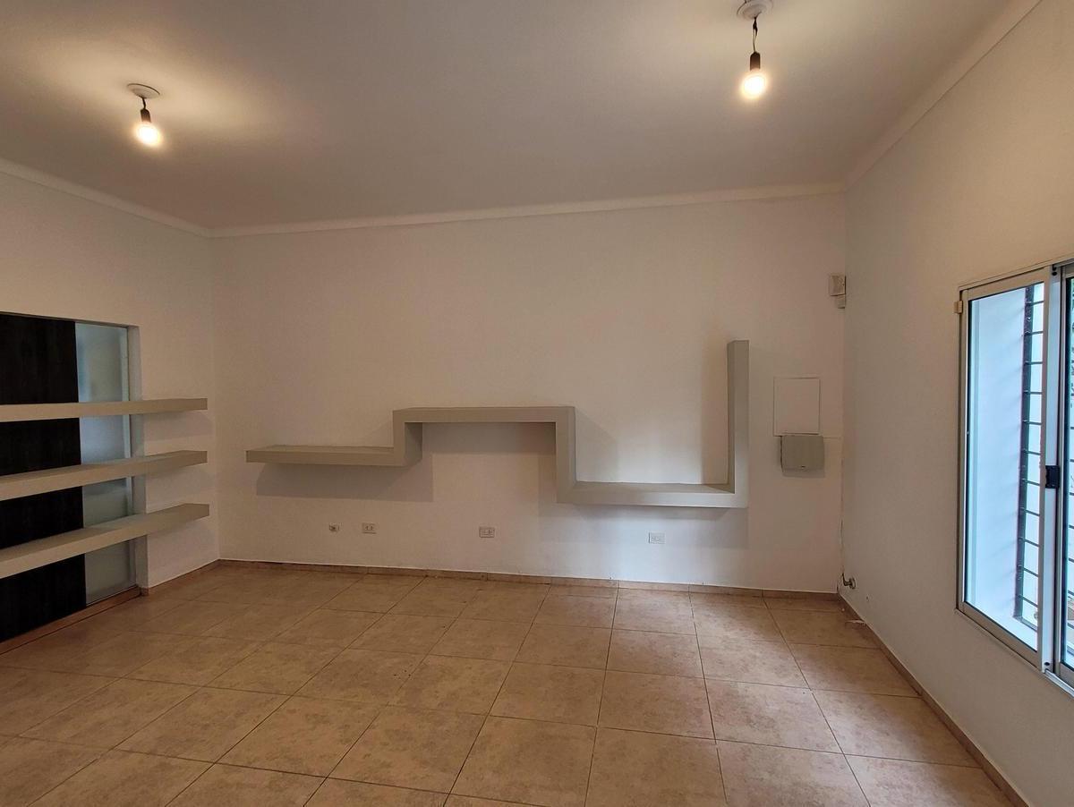 Hermosa Casa en San Martín Al 2700, Sm de Tucumán 5
