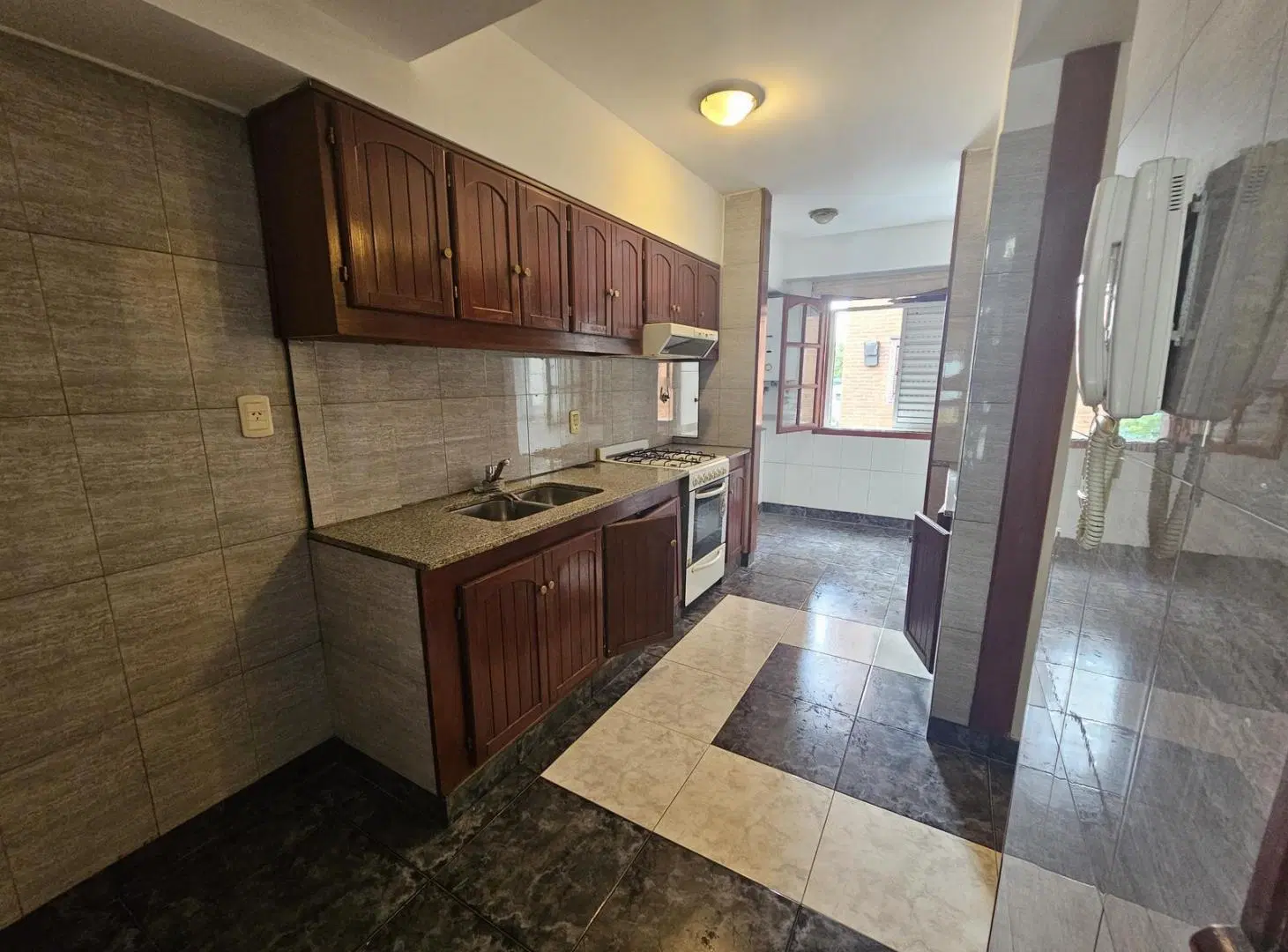 Departamento en Lamadrid al 1200, SM de Tucumán 3