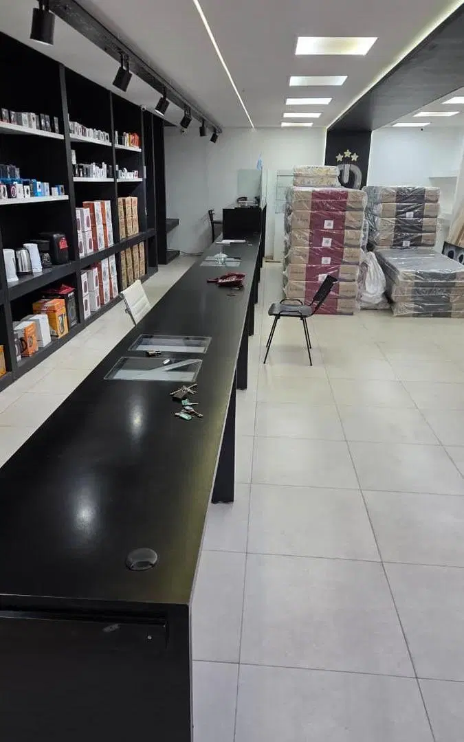 Local en San Martin al 1000, Esquina Jose Colombres, SM de Tucumán 2
