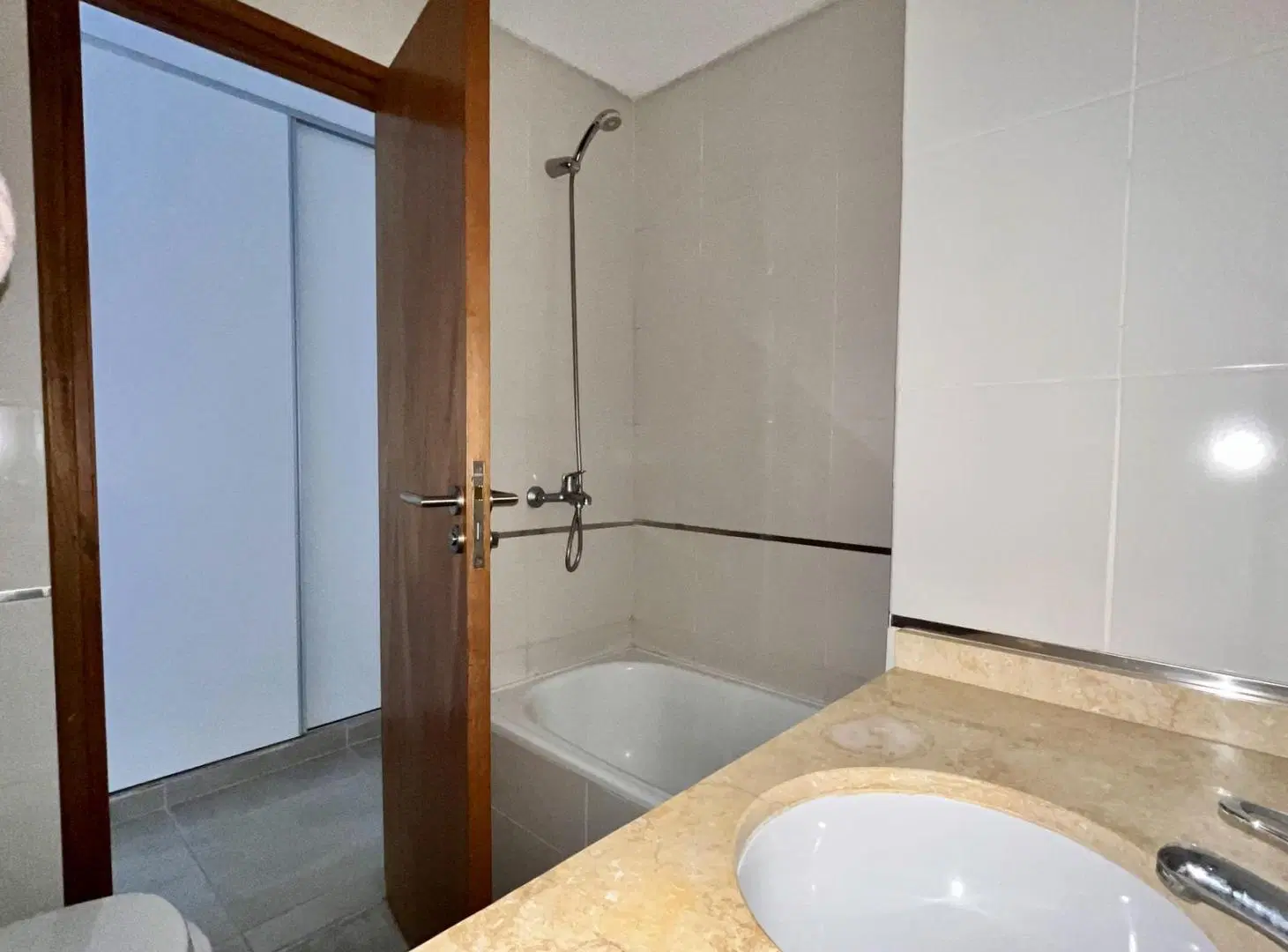 Moderno departamento a estrenar en Barrio Norte 5