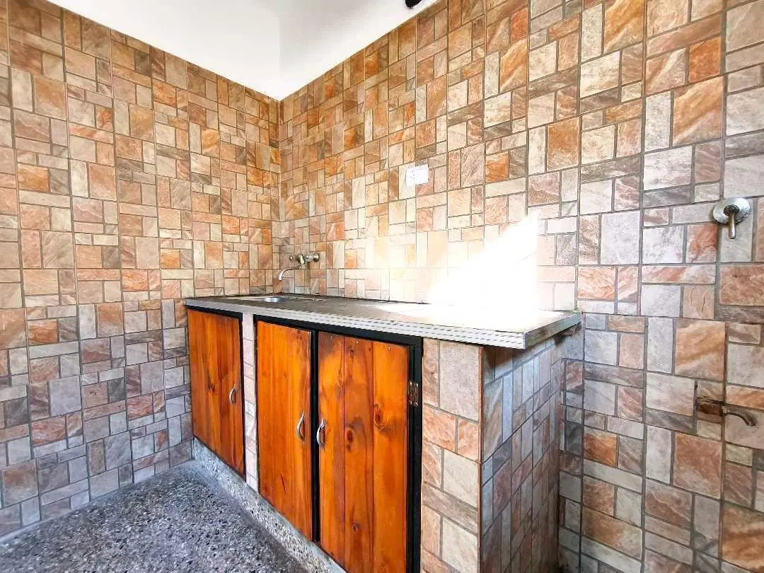 Alquiler casa 2 amb- Barrio Asunción- Paso Del rey 3