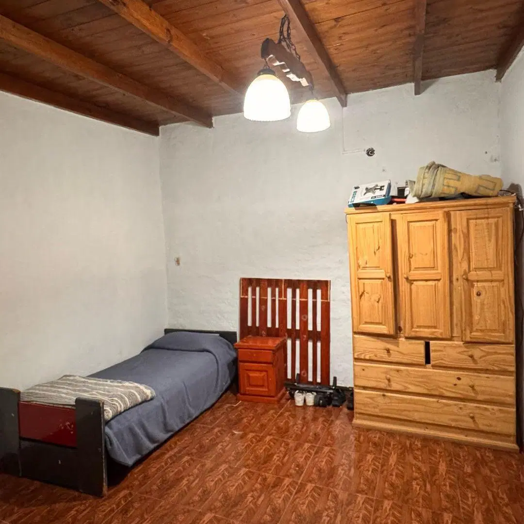 VENTA 3 DEPTOS + Casa 5 hab | BARRIO LA QUEBRADA – PASO DEL REY 4