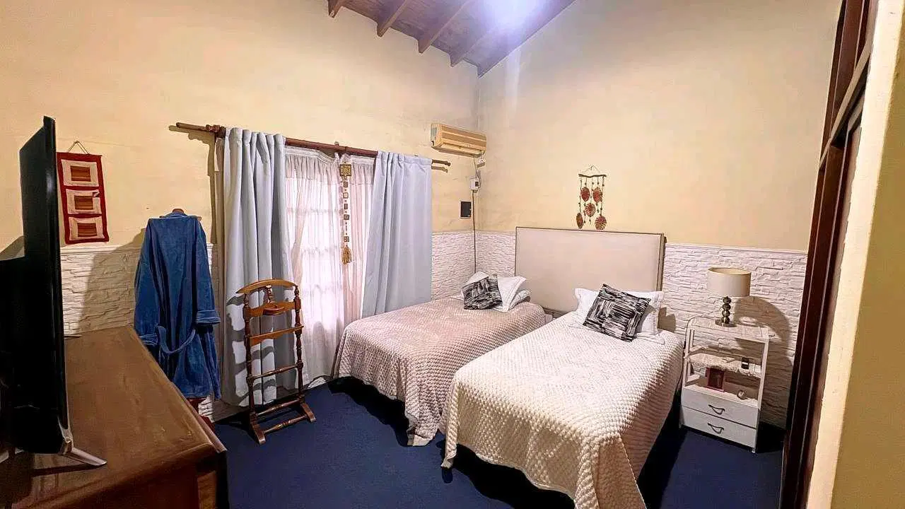 Casa en venta 2 dormitorios – Villa Salas, Moreno 3