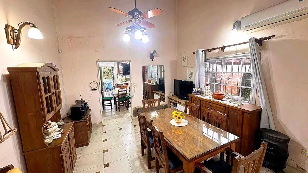 Casa en venta 2 dormitorios – Villa Salas, Moreno 5