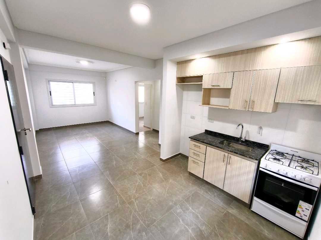 Foto de Alquiler depto 3 amb- club social Paso del Rey, imagen 2
