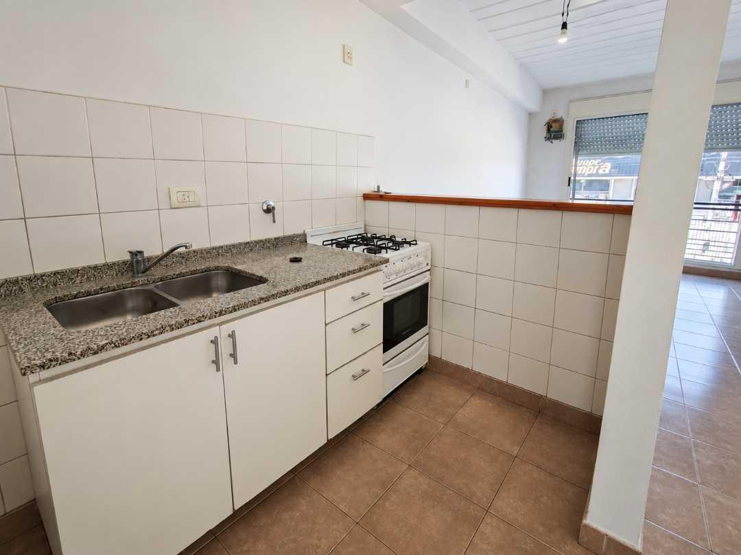 Foto de Venta duplex 3 amb - barrio cerrado hogar obrero, imagen 4