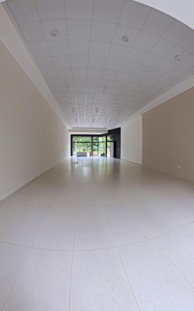 Foto de LOCAL COMERCIAL | FRENTE A PLAZA SAN MARTIN | A ESTRENAR, imagen 4
