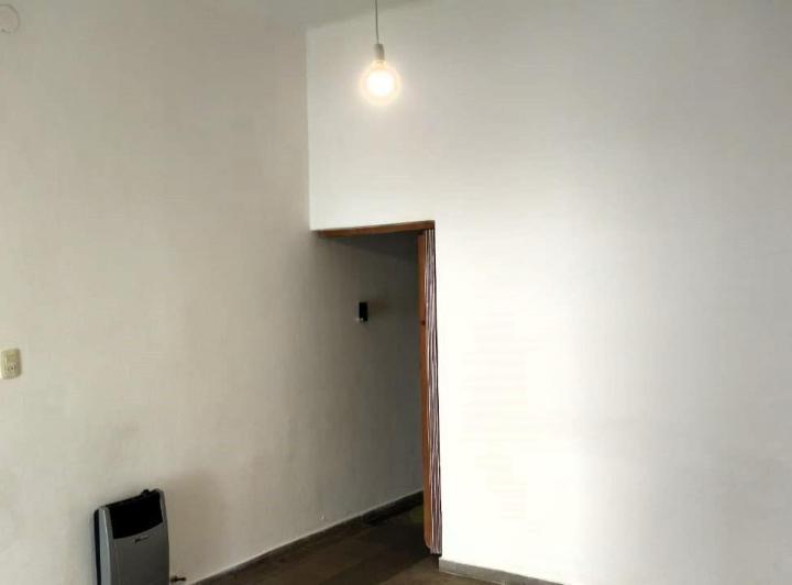 SE VENDE DEPARTAMENTO UN DORM. EN VILLA CABRERA A EXCELENTE PRECIO 3