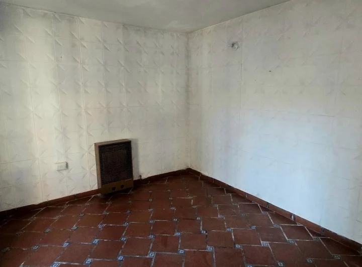 CASA EN ALQUILER EN VILLA CABRERA MB UBICACION!!! 3