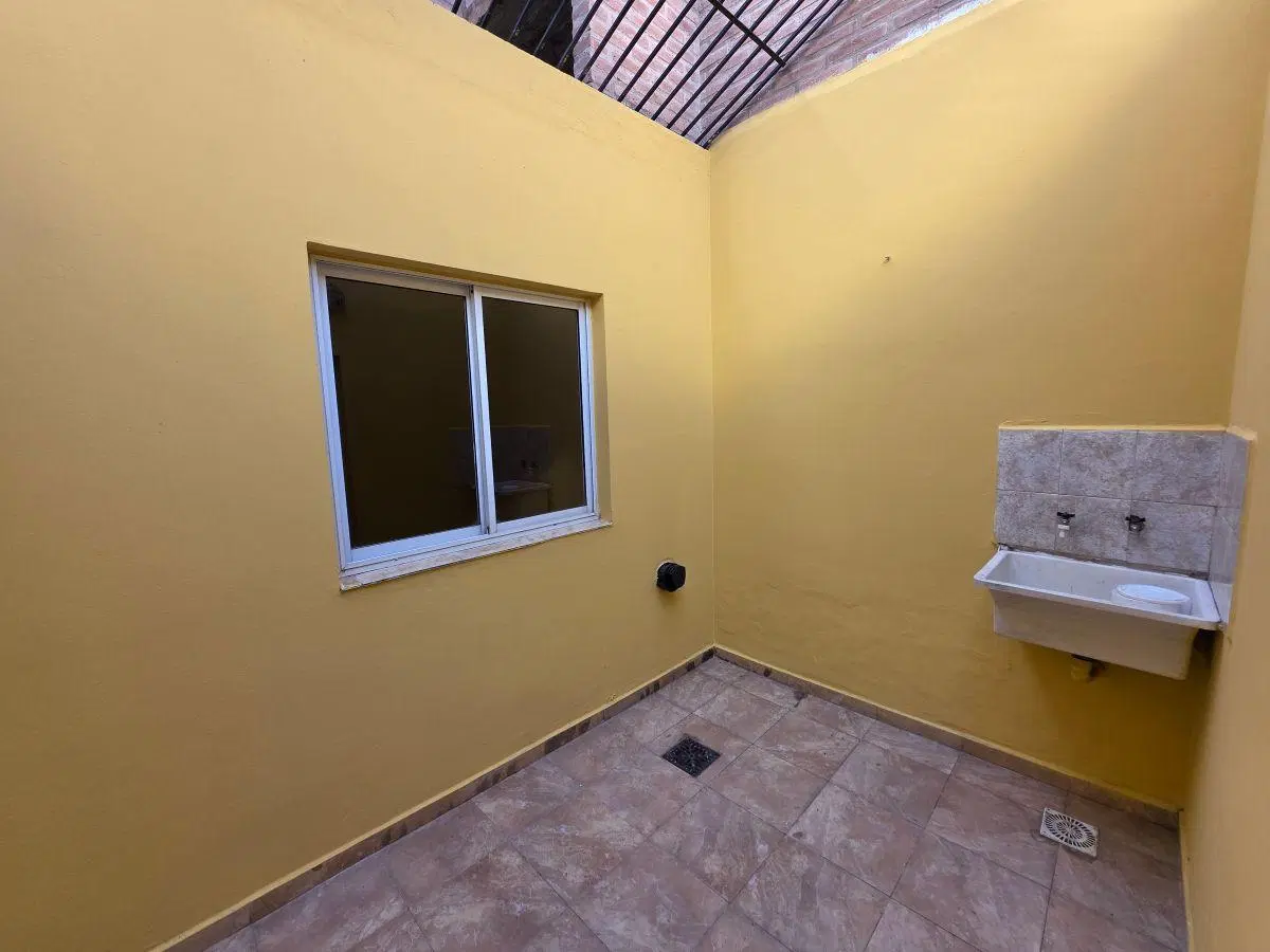 DUPLEX EN ALQUILER SIN EXPENSAS!!! 4
