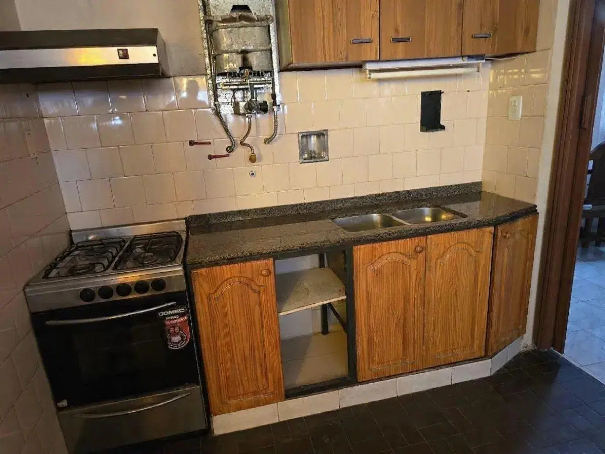 Increible! Casa Mas Galpon en Barrio Alberdi 2