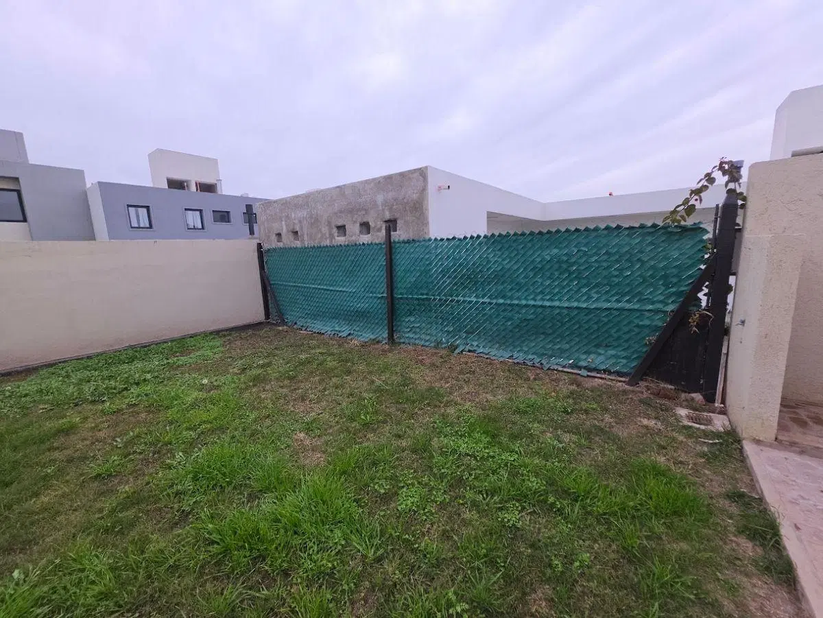 DUPLEX EN UNA PLANTA EN DOCTA BOULEVARD!!! 5