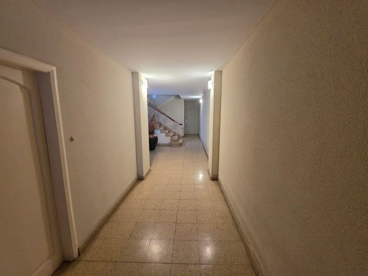 DEPARTAMENTO MUY AMPLIO EN PLANTA BAJA 1