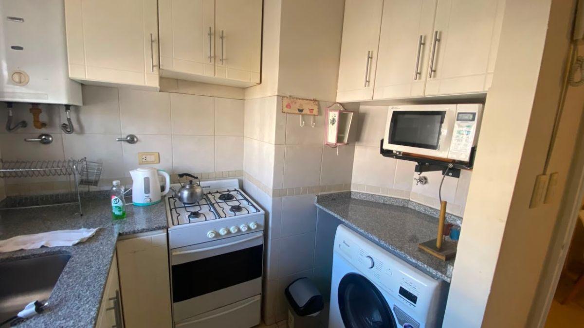 Foto de Departamento amoblado con 1 dormitorio en alquiler en General Paz, imagen 4