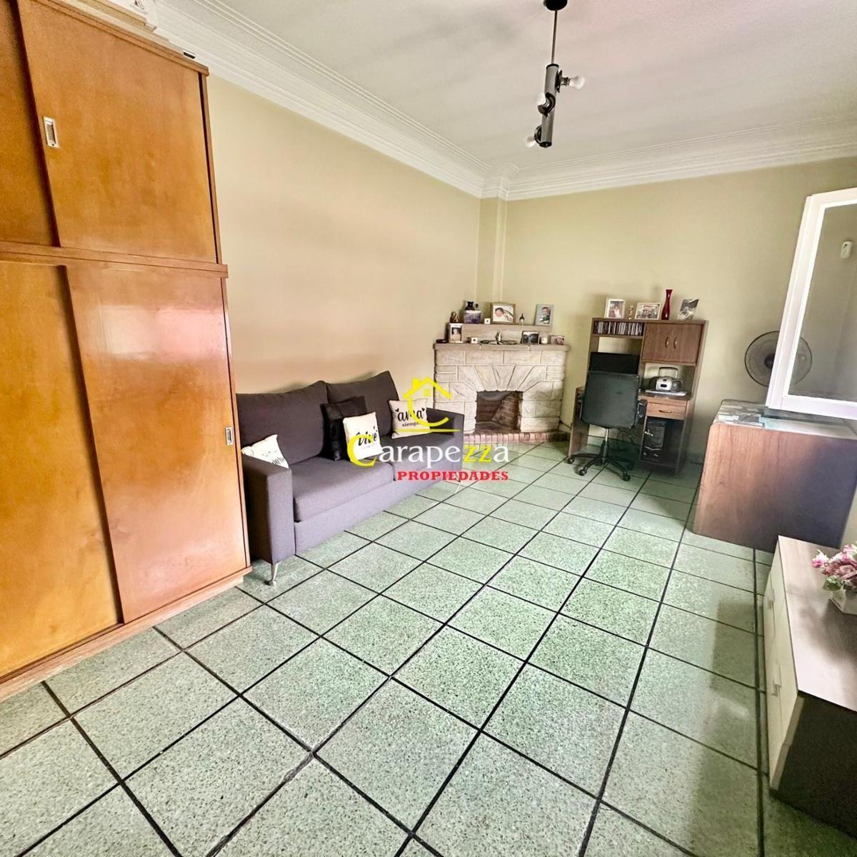 Casa 4 Amb en Venta en Martin Coronado