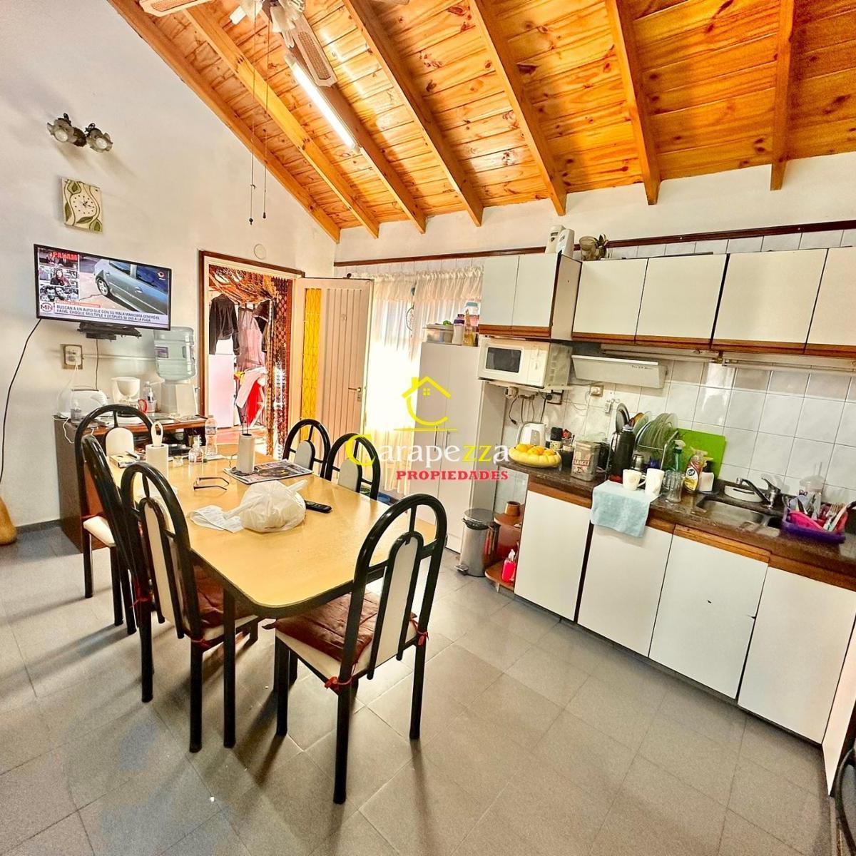 Foto de Departamento 5 Amb en Venta en Caseros, imagen 3